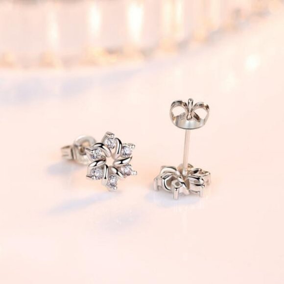 *NEW 925 Sterling Silver Diamond Flower Earrings 1 - Picture 8 of 9